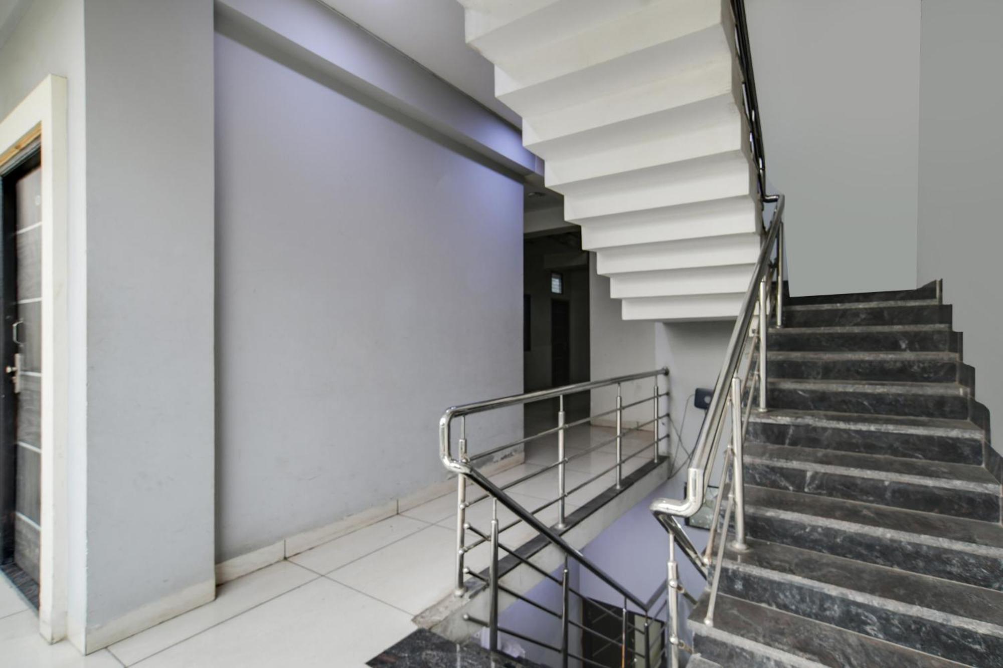 Oyo Flagship Zoyo